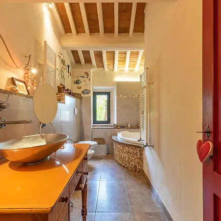 Podere Poggiolo Feriehus *